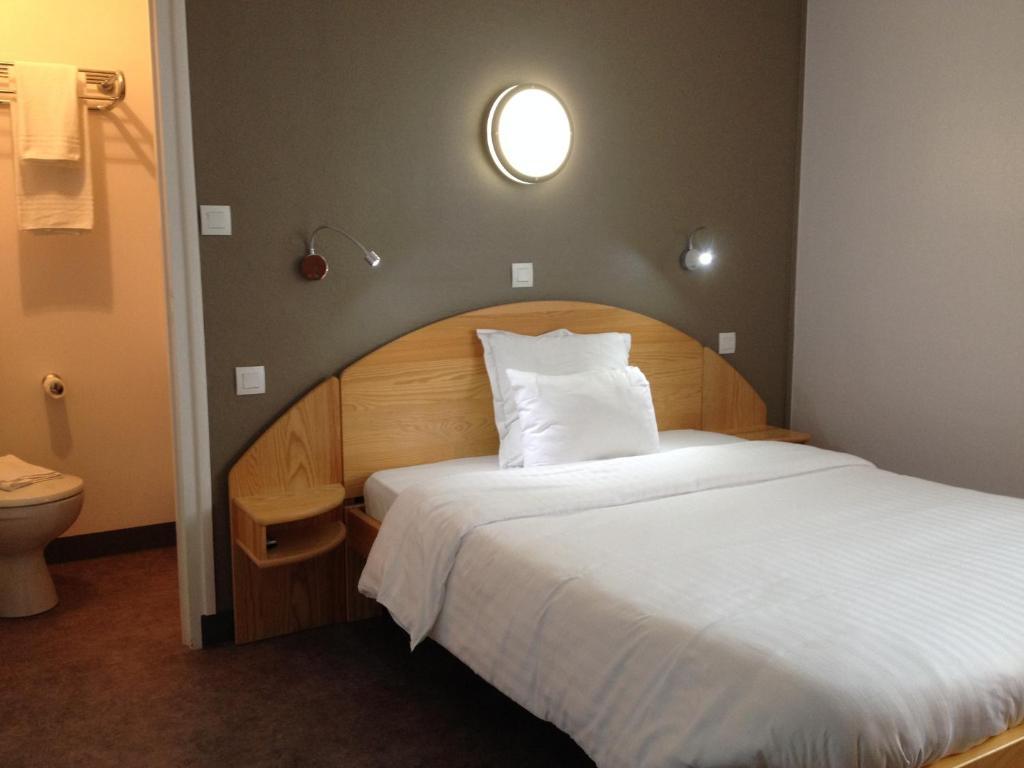 Hotel Saint Jean Bourges Exterior foto